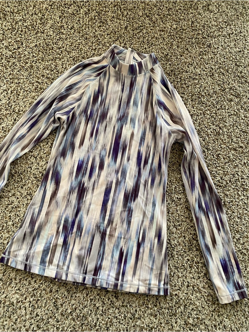 Athleta Multicolored North Point Rashguard In Grey Abstract - Picture 6 of 13